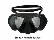 Load image into Gallery viewer, Silicone Dive Mask
